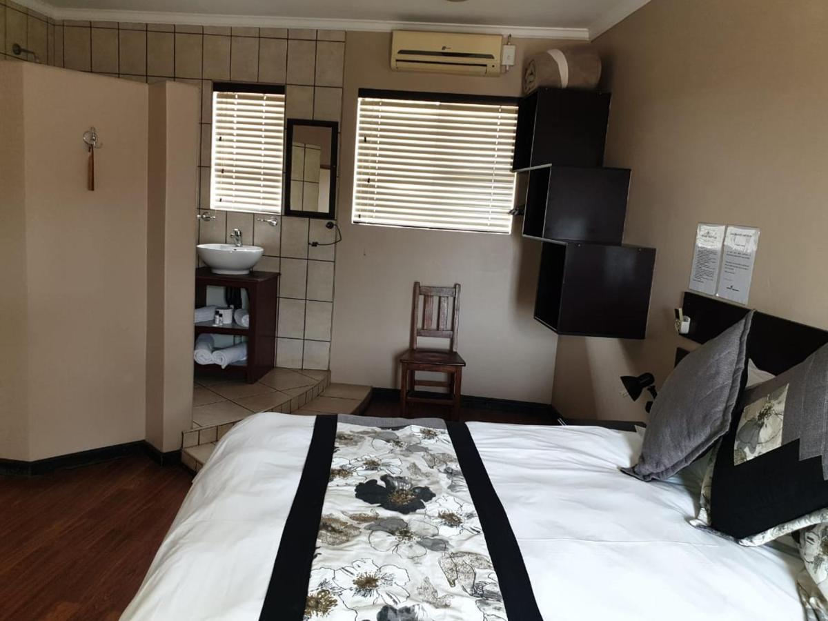 Tsessebe Guesthouse Bloemfontein Ngoại thất bức ảnh