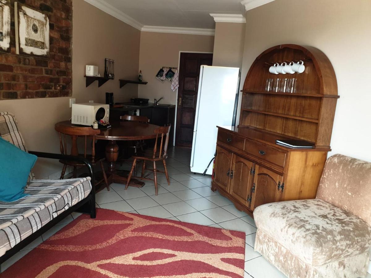 Tsessebe Guesthouse Bloemfontein Ngoại thất bức ảnh